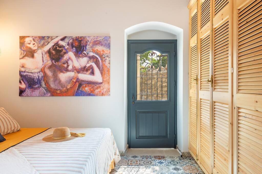 Villa Aiolia Kondoyenadha Bagian luar foto