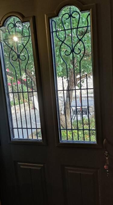 Villa Aiolia Kondoyenadha Bagian luar foto
