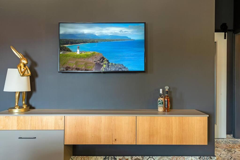 Villa Aiolia Kondoyenadha Bagian luar foto